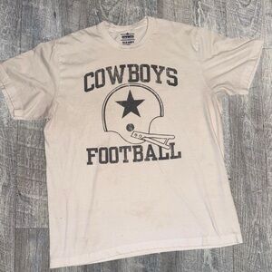 Old Navy Cowboys Graphic Tee in Cream and Blue